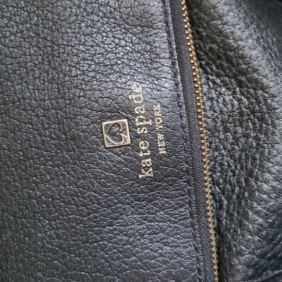 Kate Spade Pebbled Leather Crossbody Purse - Picture 4 of 6